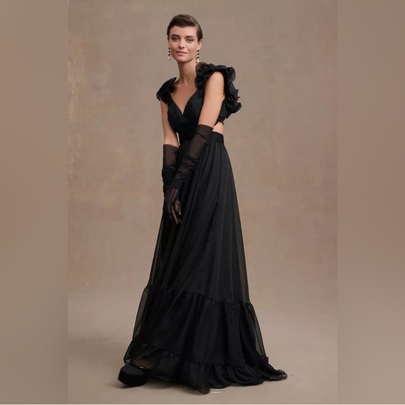 MAC DUGGAL
Ruffle Tiered Cut-Out Chiffon Gown Anthropologie - Picture 1 of 4